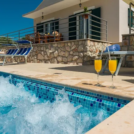 Matusic Villa *